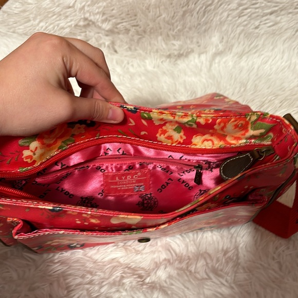 Lydc London satchel purse red floral - Picture 5 of 9